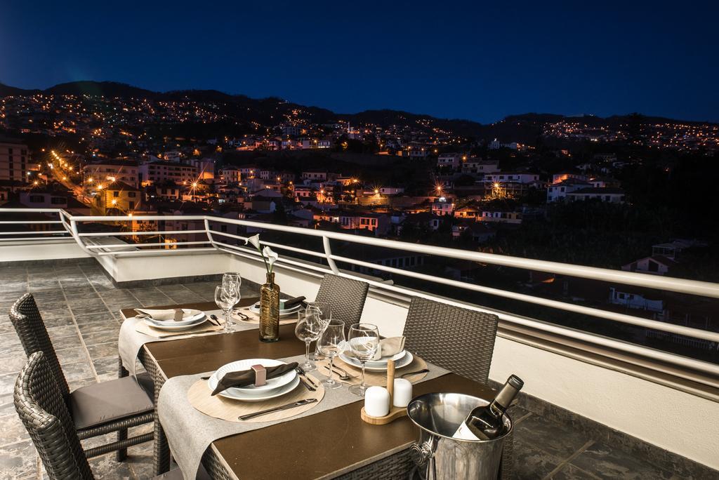 Arts In Penthouse Apartments Til Sol Funchal  Eksteriør billede