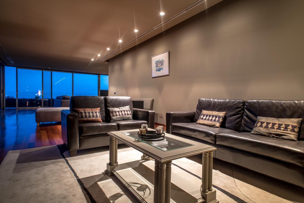 Arts In Penthouse Apartments Til Sol Funchal  Eksteriør billede