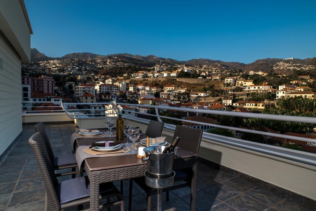 Arts In Penthouse Apartments Til Sol Funchal  Eksteriør billede