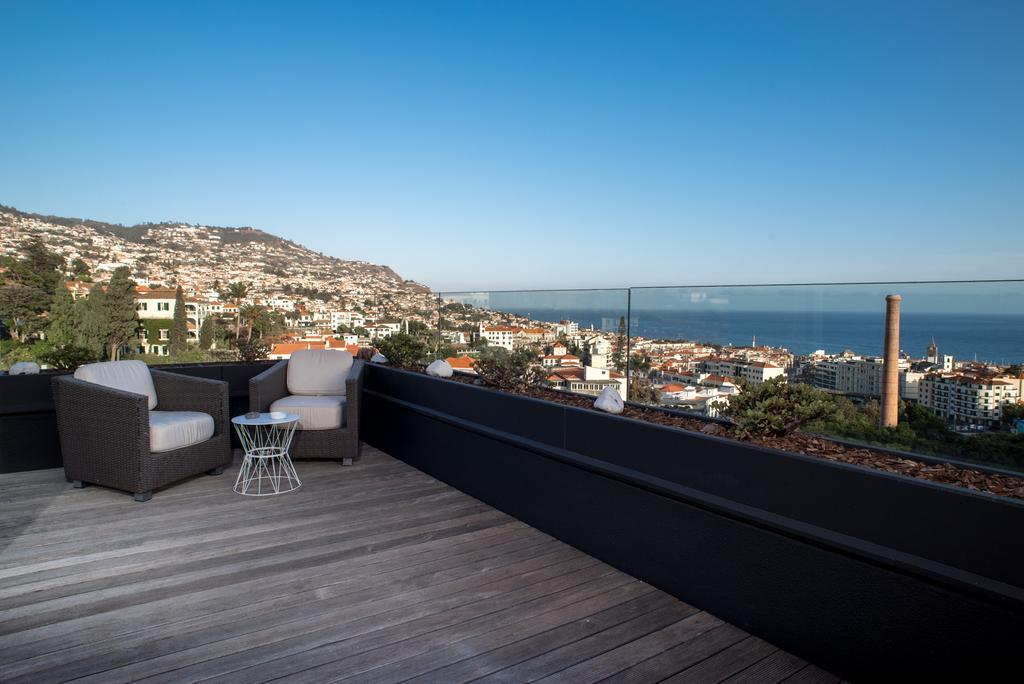 Arts In Penthouse Apartments Til Sol Funchal  Eksteriør billede
