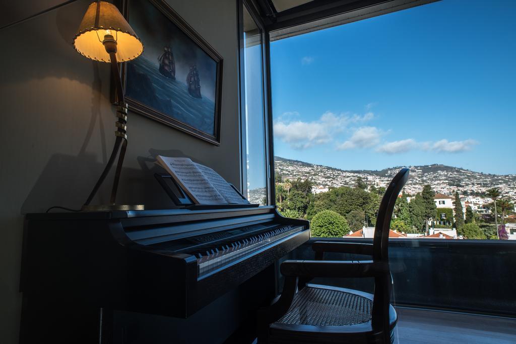 Arts In Penthouse Apartments Til Sol Funchal  Eksteriør billede
