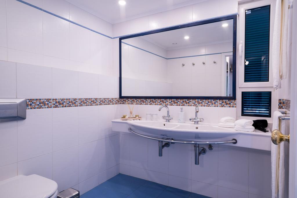 Arts In Penthouse Apartments Til Sol Funchal  Eksteriør billede
